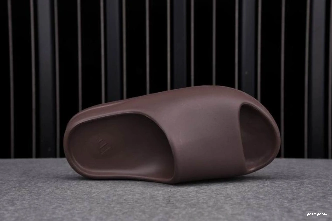 G55495 Adidas Soot Yeezy Slide 1001